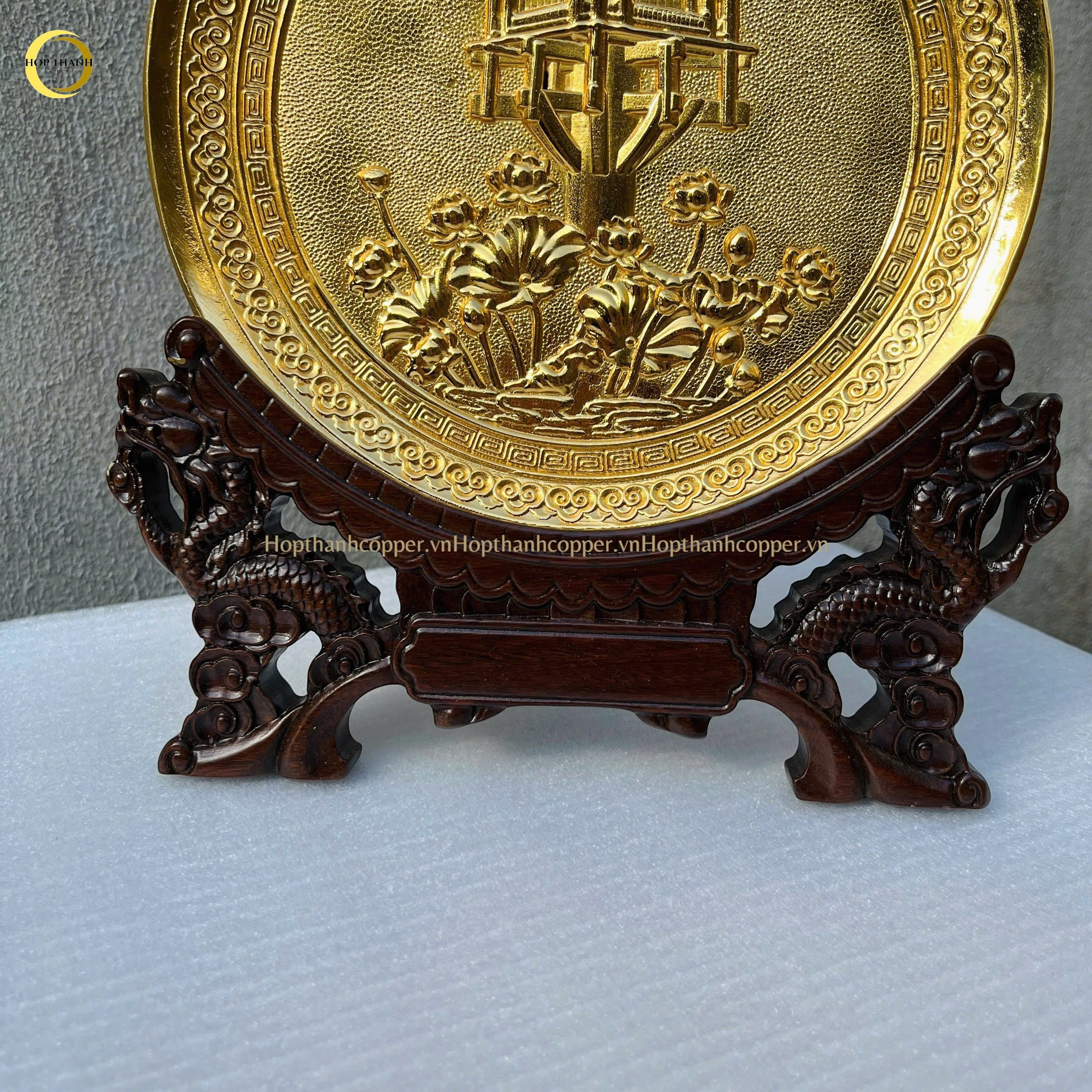 TRANH CHÙA MỘT CỘT BẰNG ĐỒNG MẠ VÀNG 24K- ĐƯỜNG KÍNH 19CM