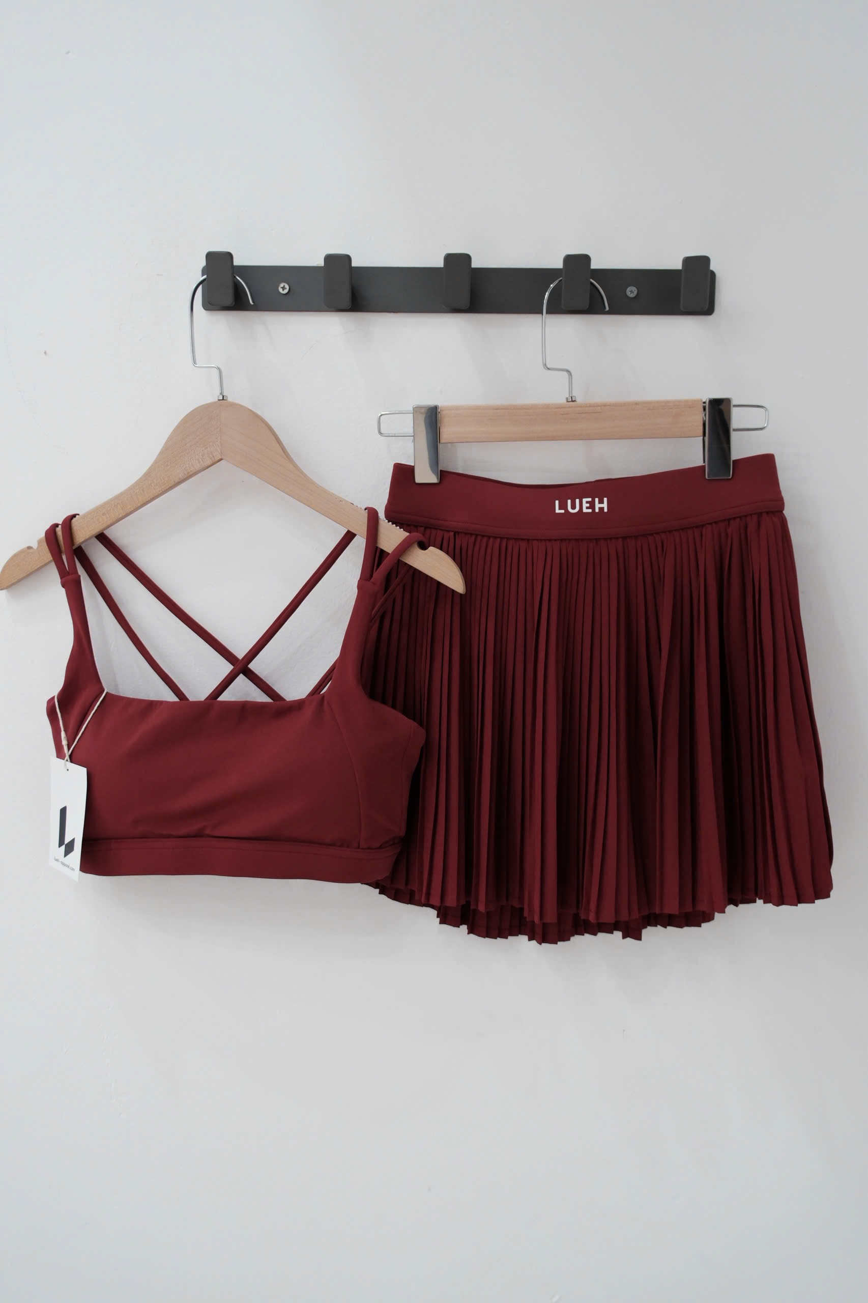 041 Set - Cherry Red