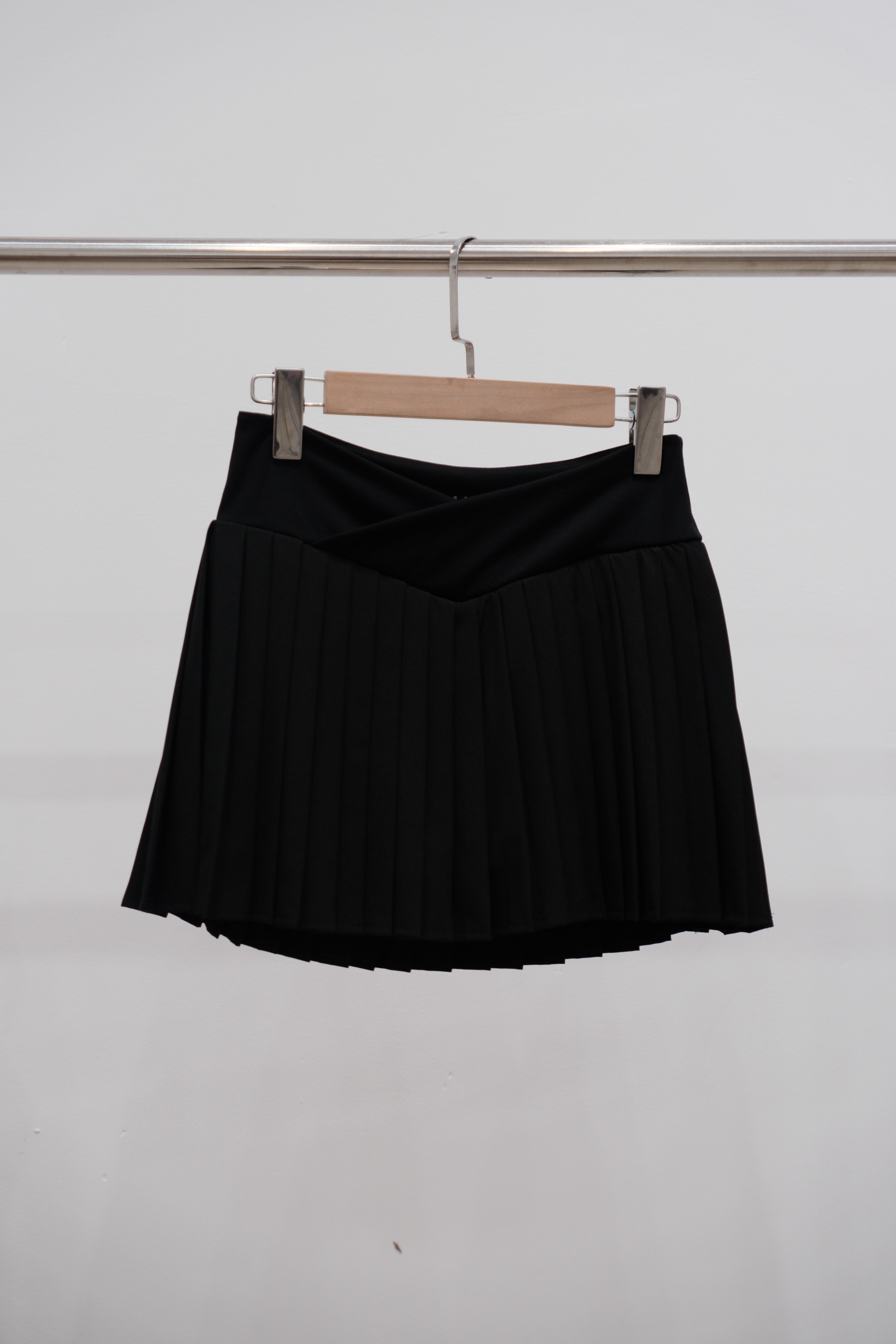 044 SET - Black