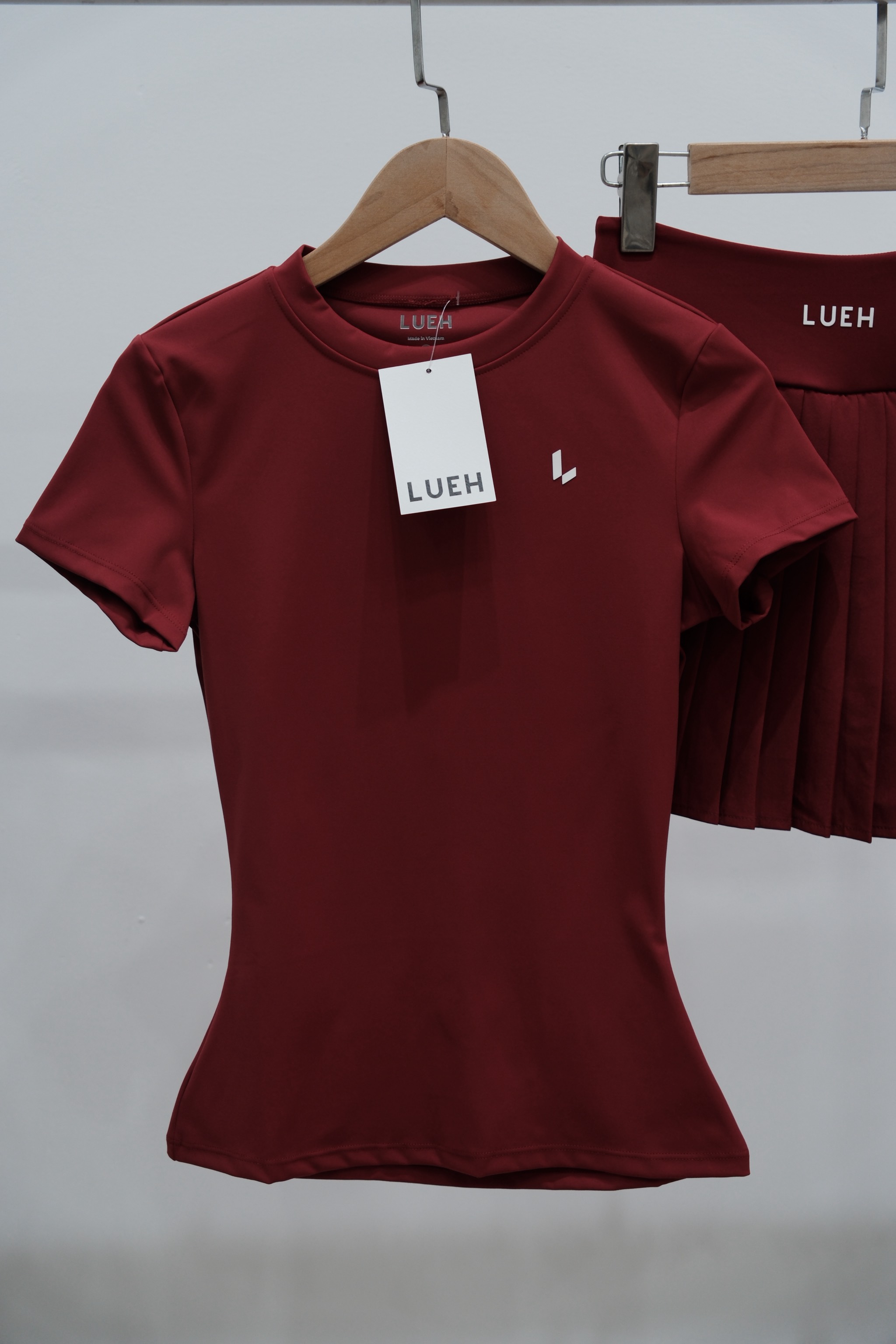 044 SET - Red