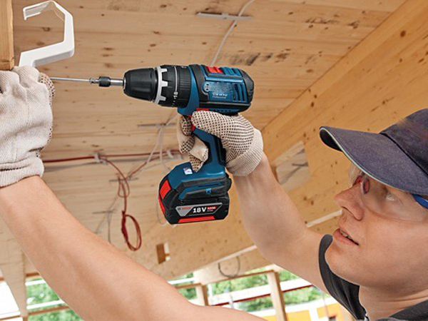 Cách Dùng máy khoan bạn nên nắm chắc trong tay