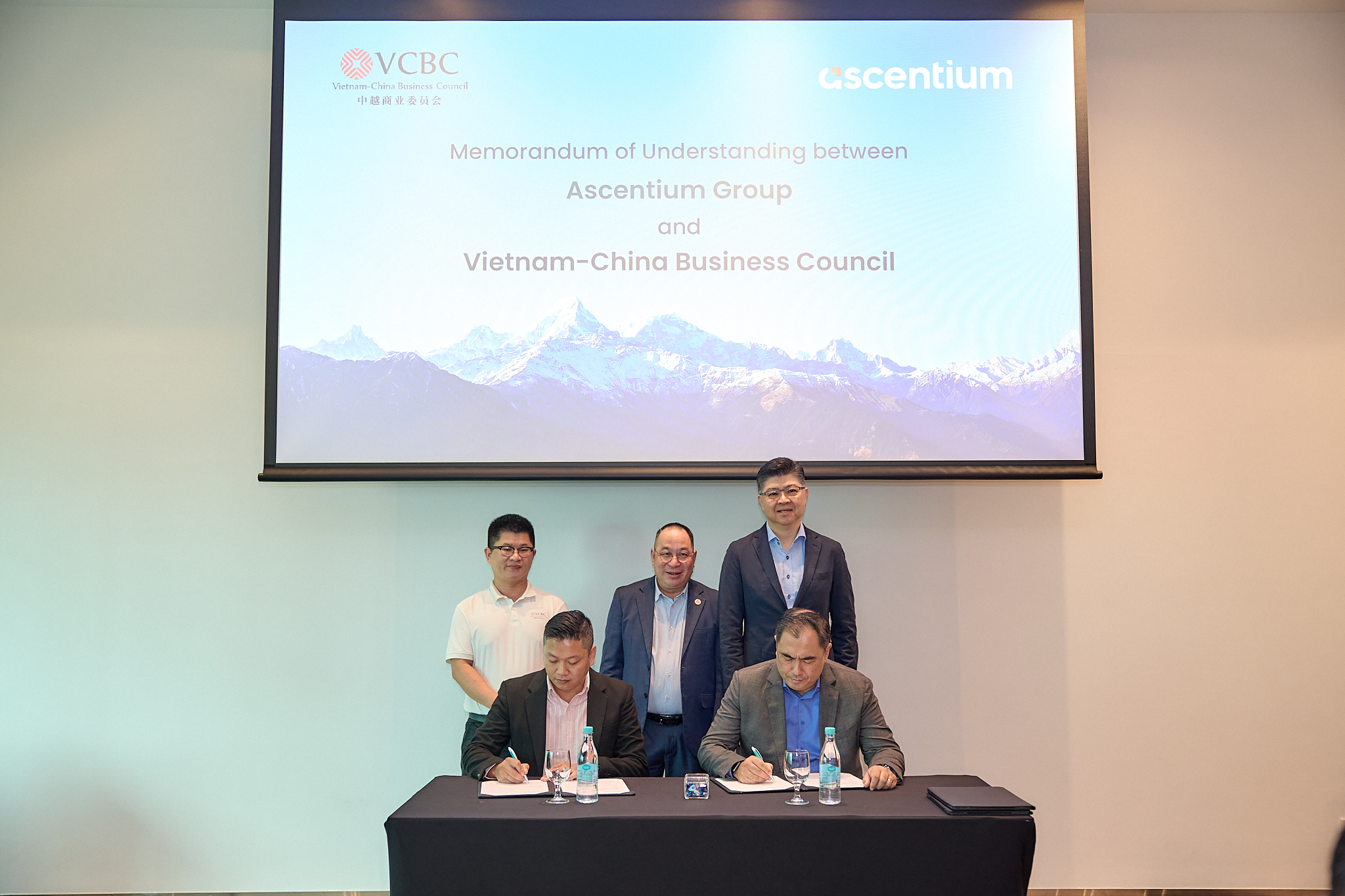 VCBC và Ascentium Vietnam tăng cường hợp tác, thúc đẩy kết nối đầu tư vào Việt Nam