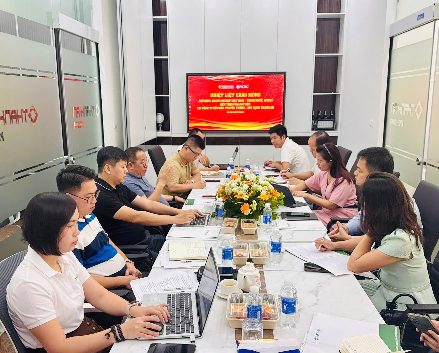 VCBC HỌP CHIẾN LƯỢC CÙNG THÀNH AN GROUP