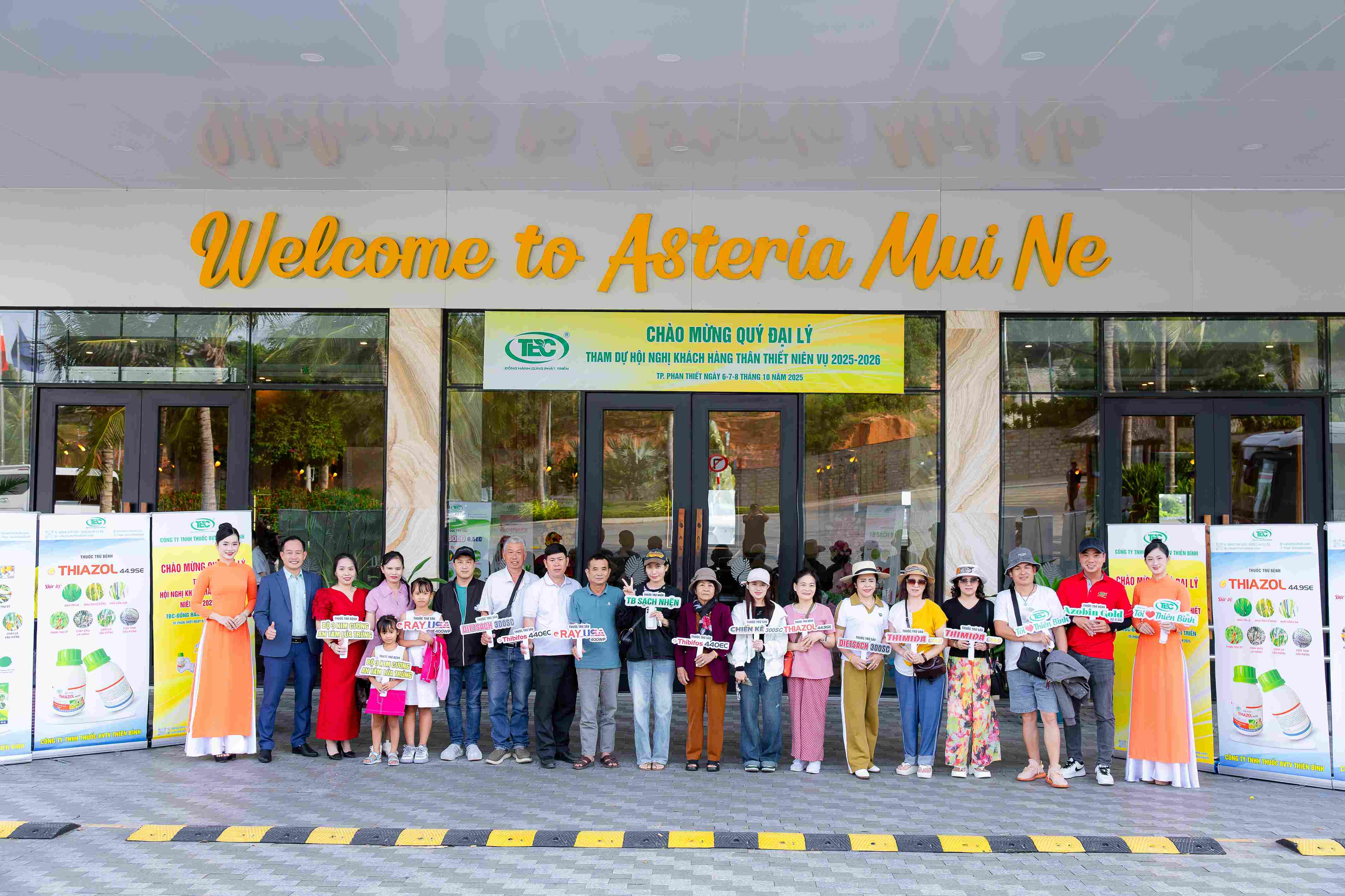 Các đại lý chụp hình check in tại khách sạn Asteria Mũi Né