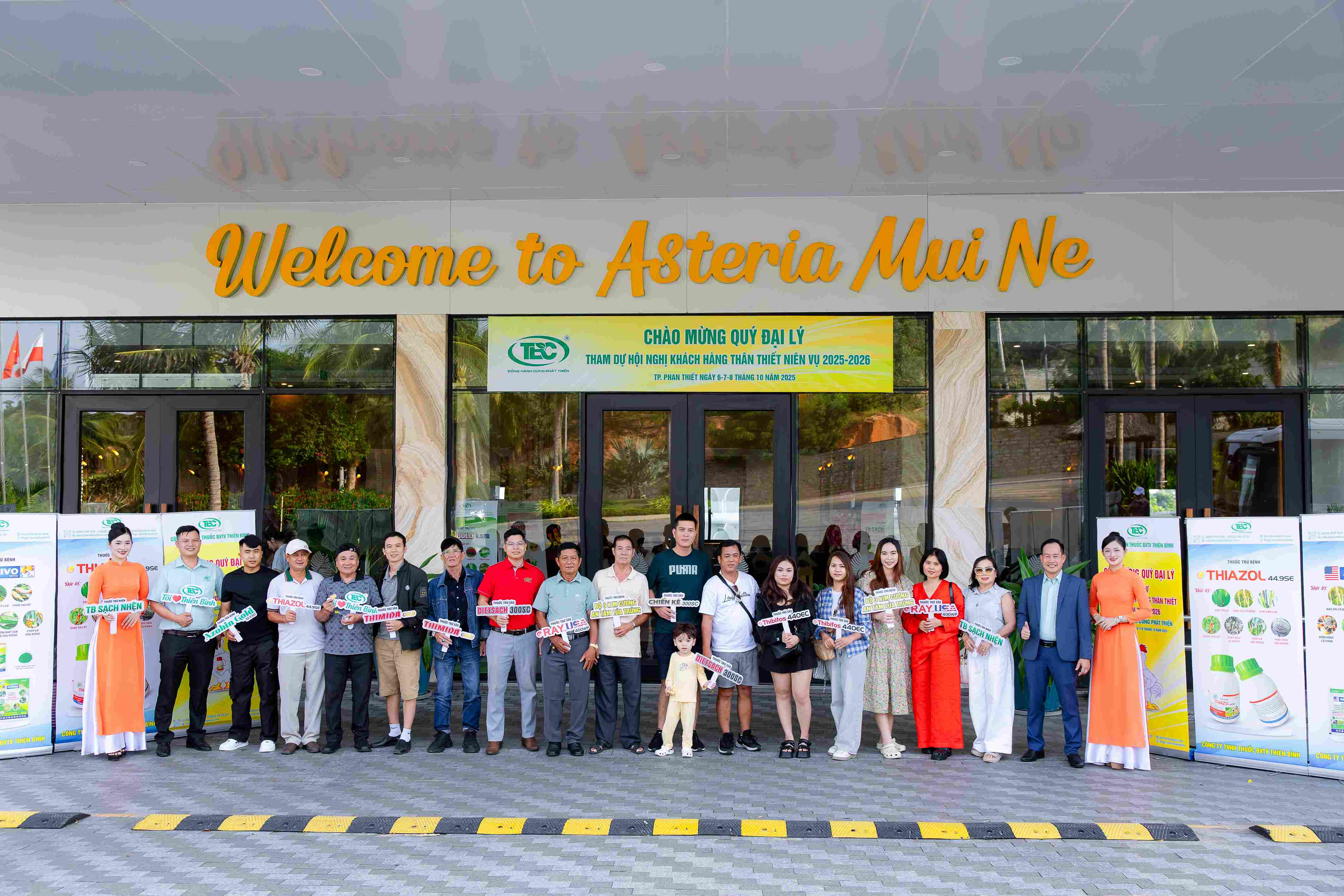 "Các đại lý chụp hình check in tại khách sạn Asteria Mũi Né"