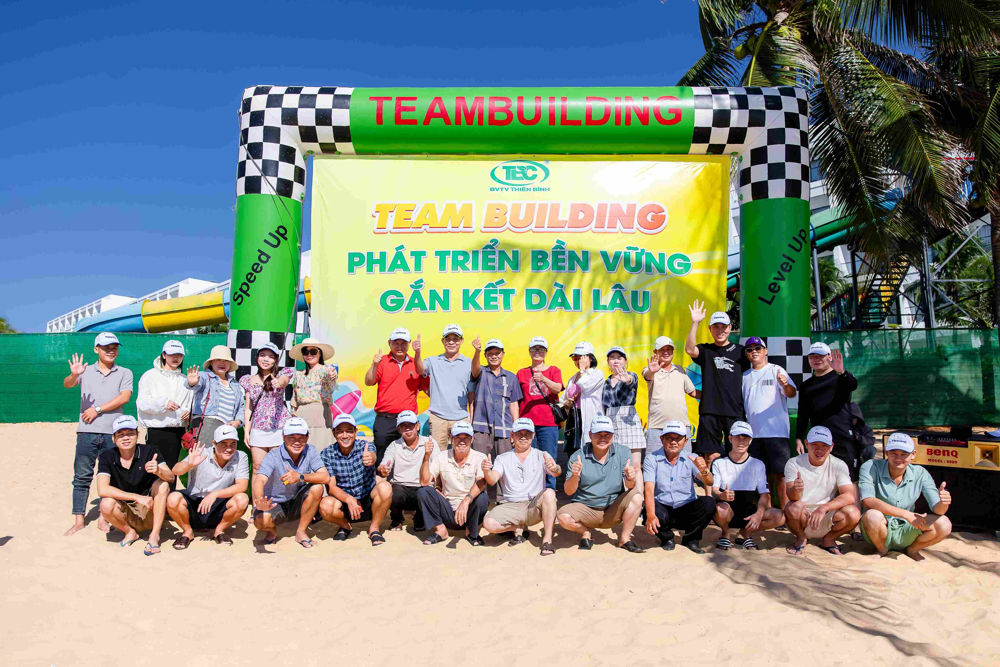 Chương trình team building Hội Nghị Khách Hàng