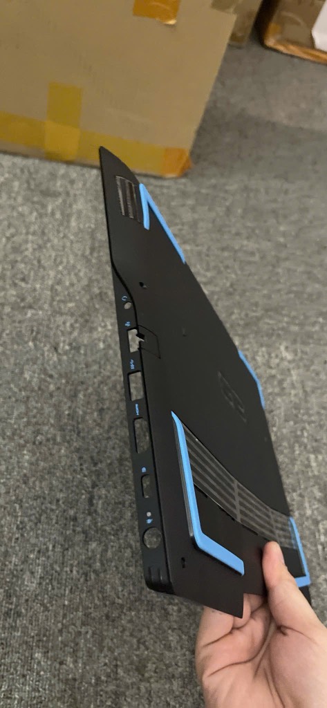 Vỏ D Dell G3 3590 0G4V93 Logo Xanh New