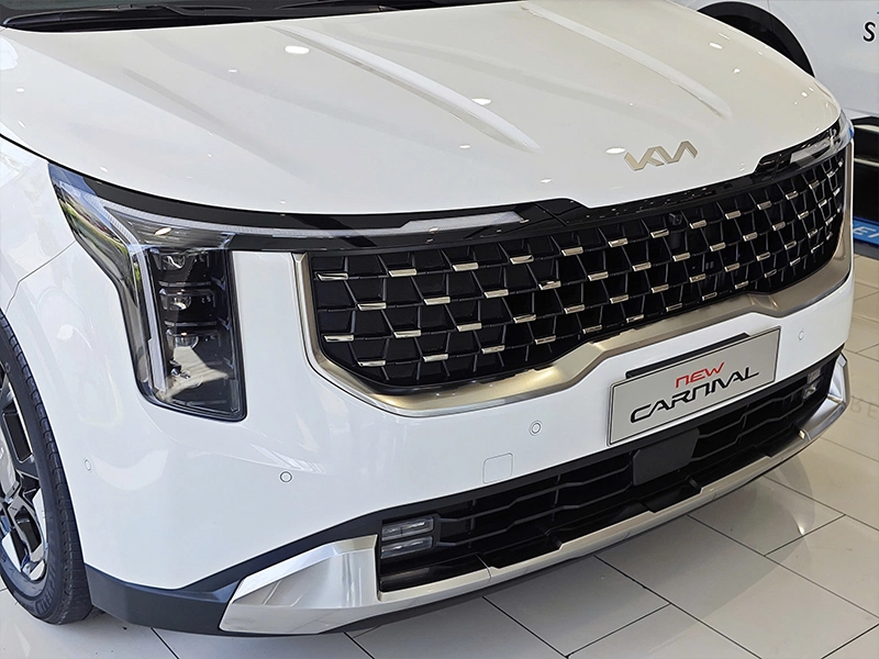 Thuê Xe Kia Carnival Signature 7 Chỗ Có Tài Hoặc Tự Lái Tại TP.HCM