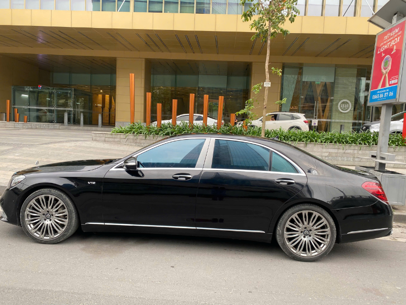 Cho Thuê Xe Mercedes Maybach S680 VIP Tại Hà Nội Có Tài Xế