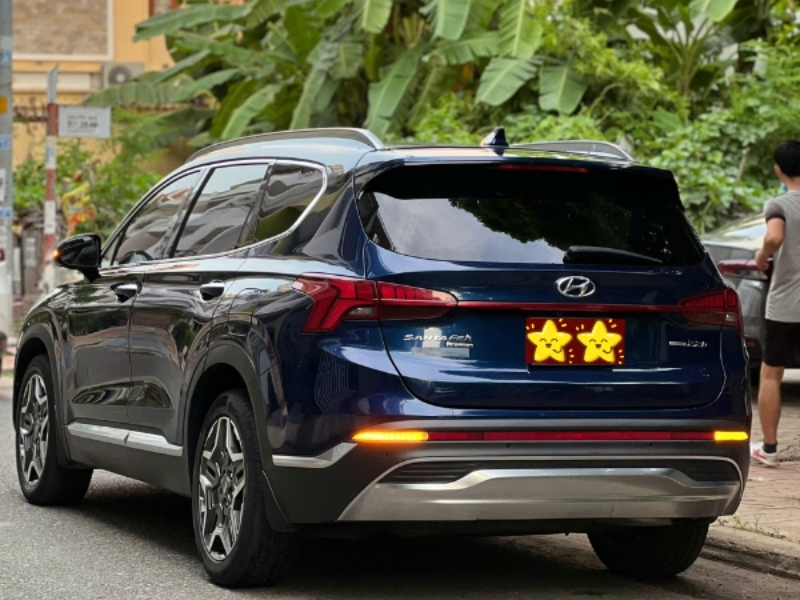 Thuê Xe Hyundai Santafe 7 Chỗ Tại Thành Phố Hồ Chí Minh