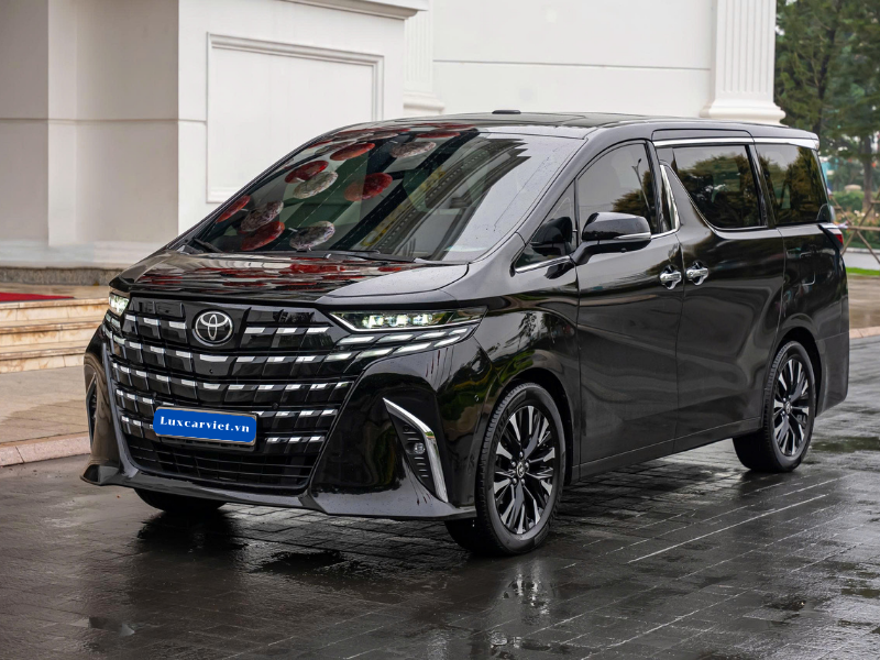 Cho Thuê Xe Toyota Alphard 7 Chỗ Màu Đen Tại Hà Nội