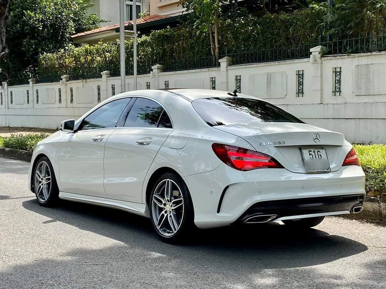 Thuê Xe Mercedes-Benz CLA Coupe Tại Hồ Chí Minh