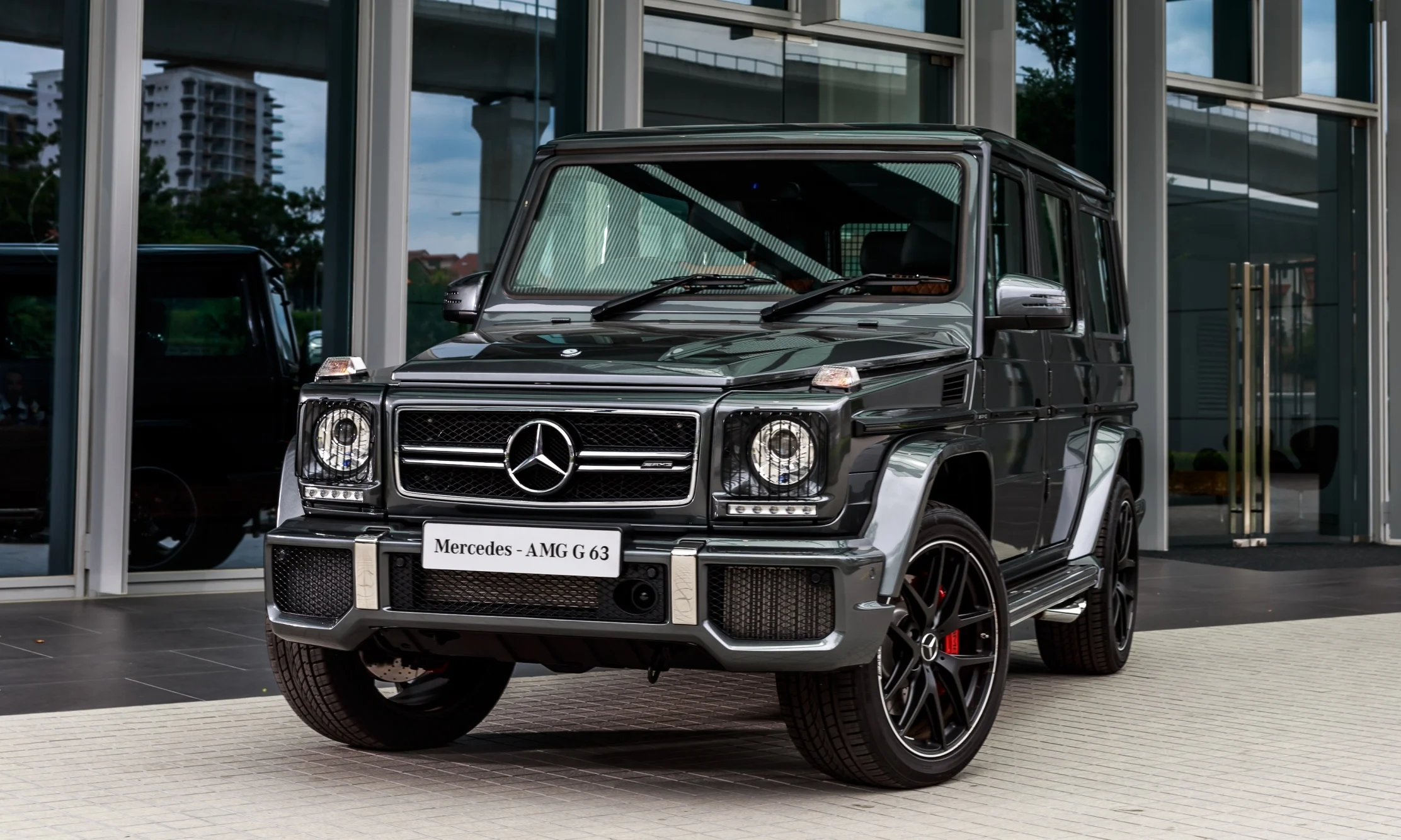 Thuê Xe Mercedes G63 7 Chỗ Tại TP.Hồ Chí Minh