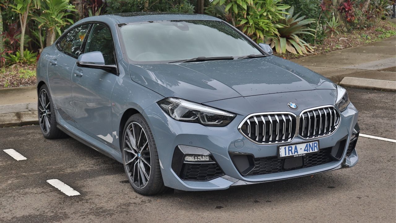 Thuê Xe Mercedes CLA Coupe Tại TP.HCM