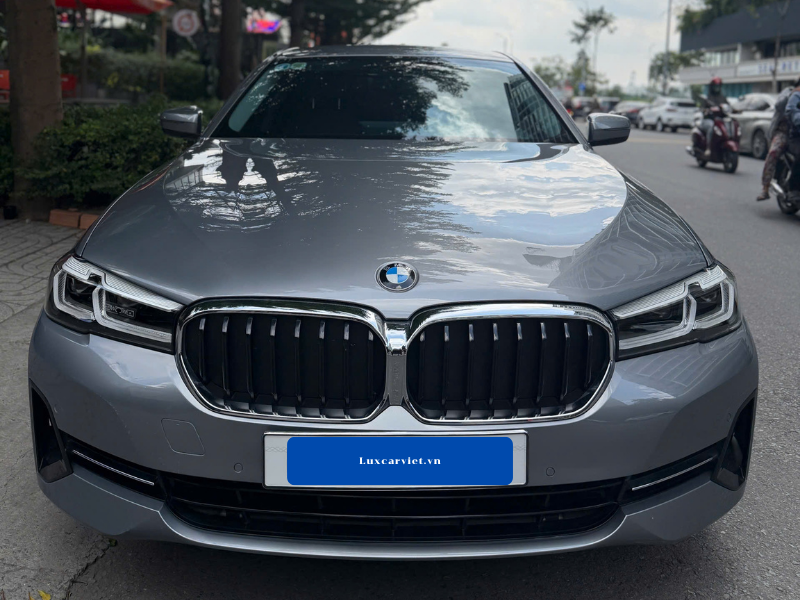 Cho Thuê Xe BMW 520i 4 Chỗ Có Tài Hoặc Tự Lái Tại Hồ Chí Minh