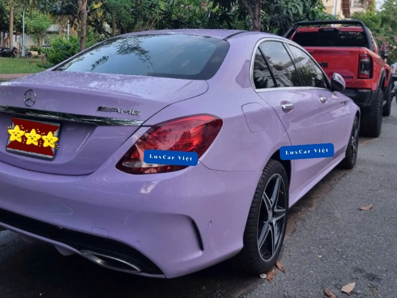 Dịch Vụ Cho Thuê Xe Tự Lái Mercedes C300 Cao Cấp Tại TP Hồ Chí Minh