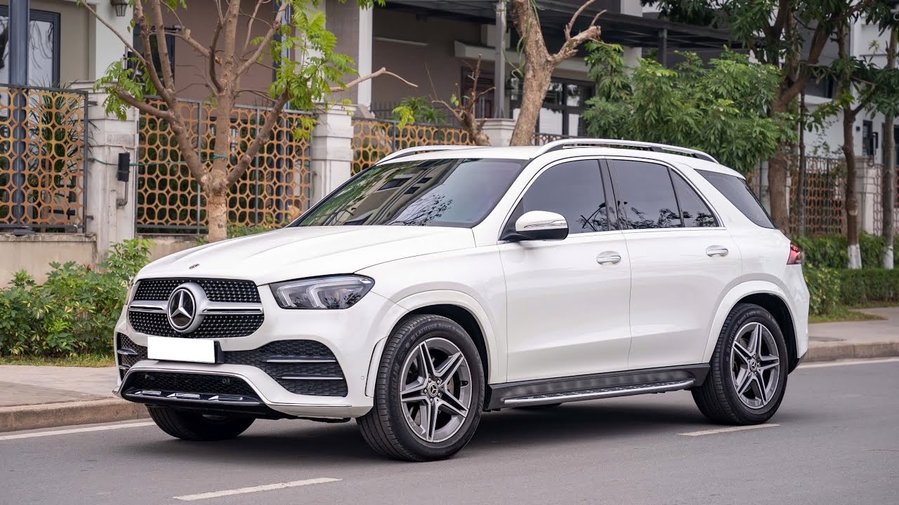 Thuê Xe Mercedes GLE 5 Chỗ Tại Hồ Chí Minh