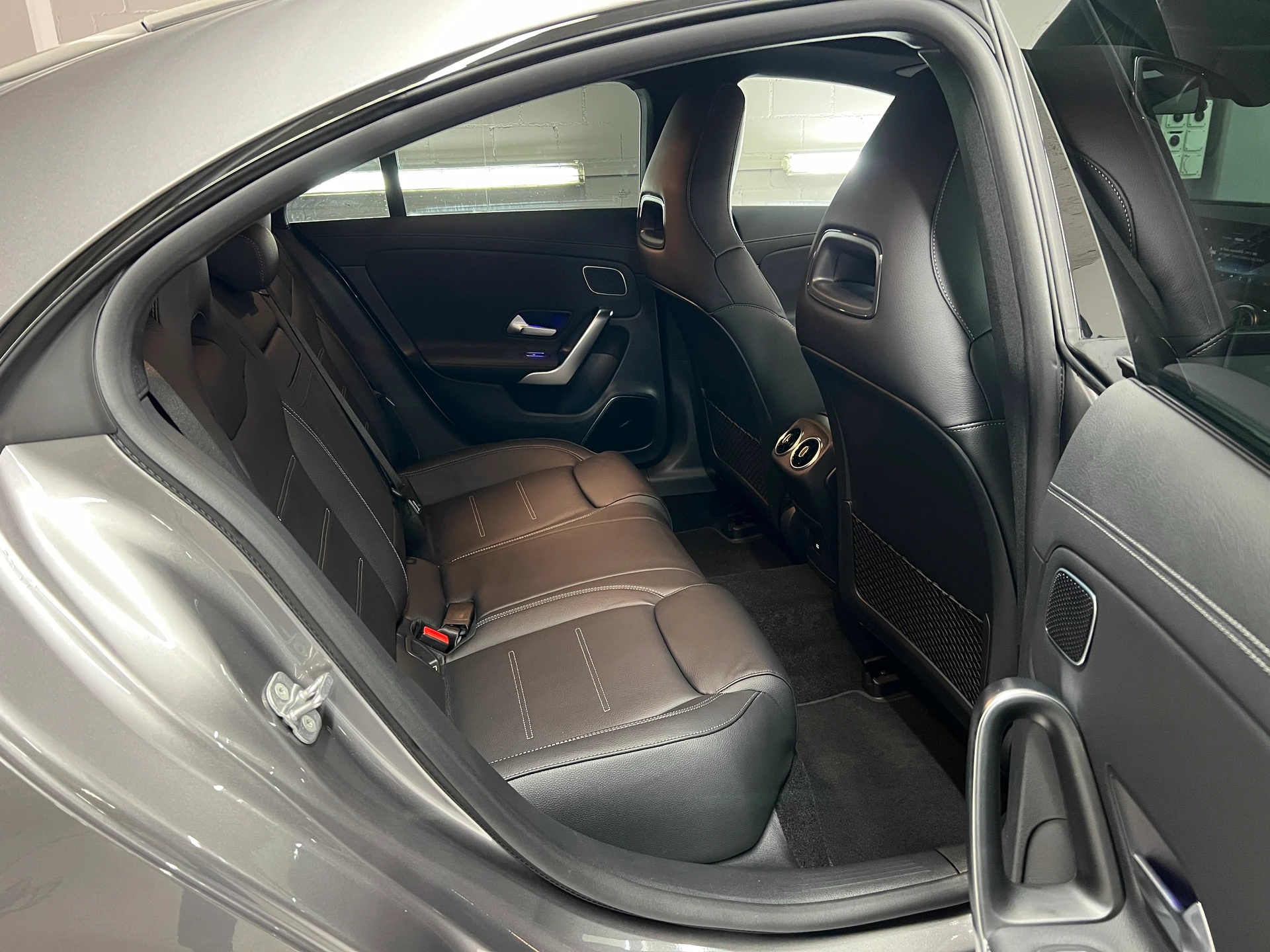 Thuê Xe Mercedes-Benz CLA Coupe Tại Hồ Chí Minh