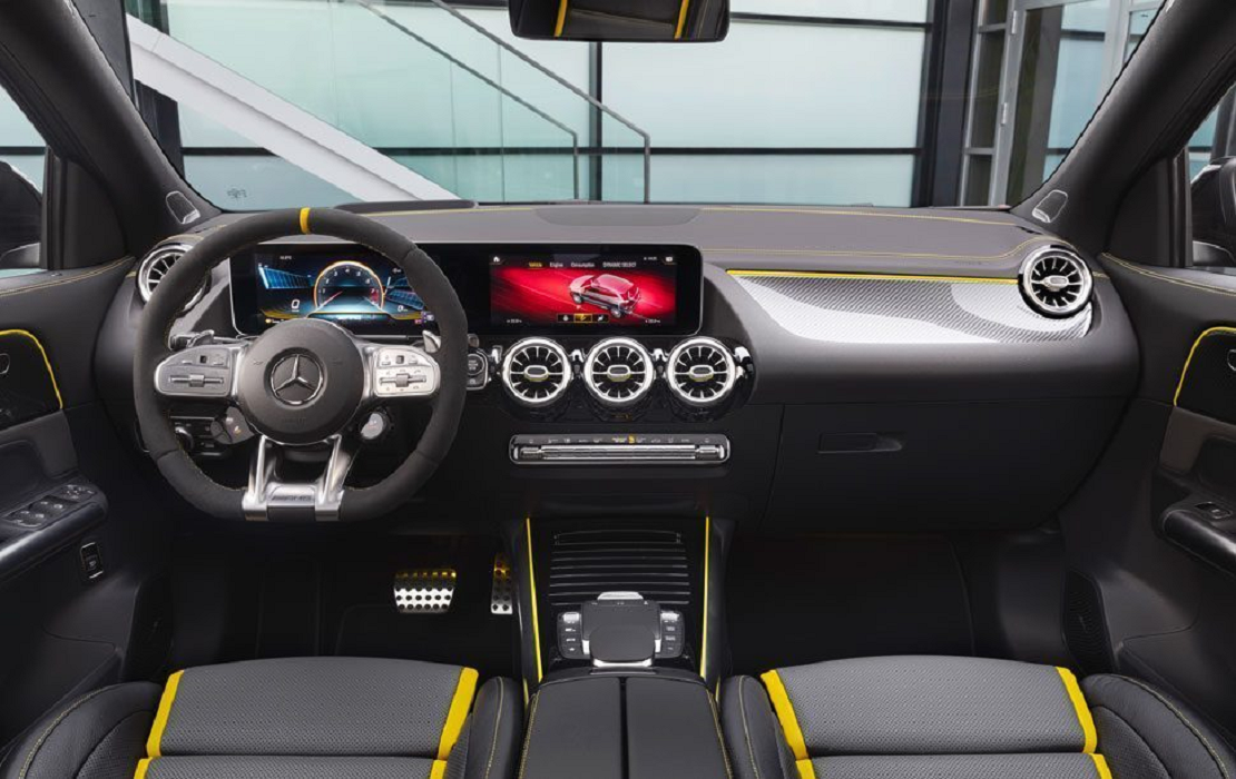 Thuê Xe Mercedes GLA 5 Chỗ Tại TP.Hồ Chí Minh