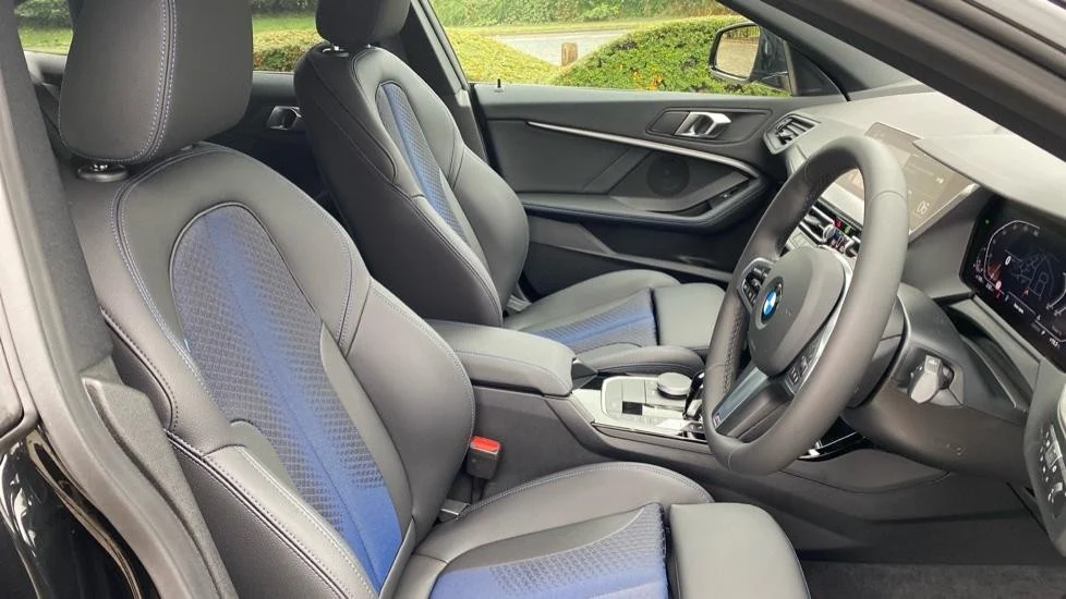 Thuê Xe Mercedes CLA Coupe Tại TP.HCM