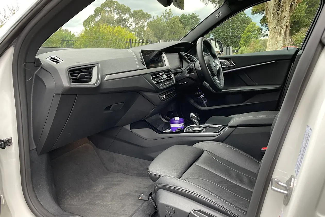 Thuê Xe Mercedes CLA Coupe Tại TP.HCM