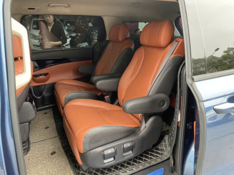 Cho Thuê Xe Kia Carnival VIP Tại Hà Nội Có Tài Xế Cao Cấp
