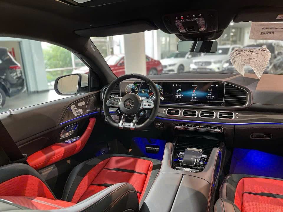 Thuê Xe Mercedes GLE 5 Chỗ Tại Hồ Chí Minh