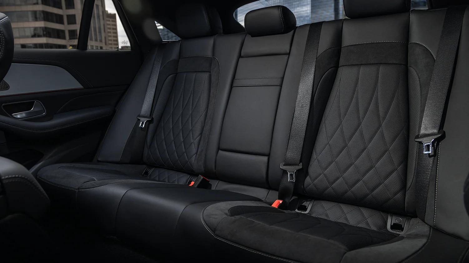 Thuê Xe Mercedes-Benz CLS Tại Hồ Chí Minh