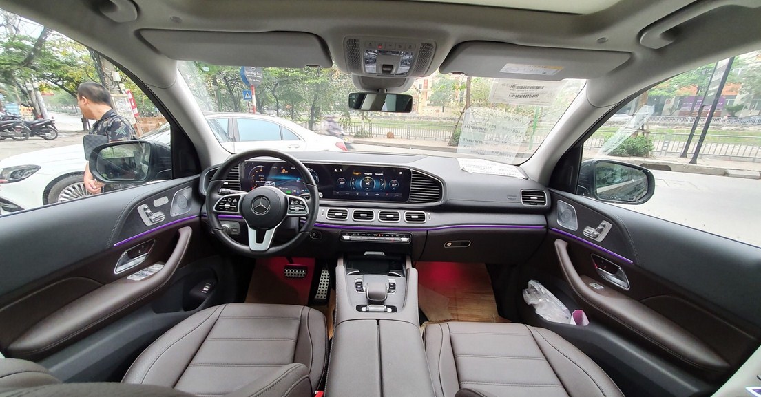 Thuê Xe Mercedes GLS 7 Chỗ Tại TP.HCM