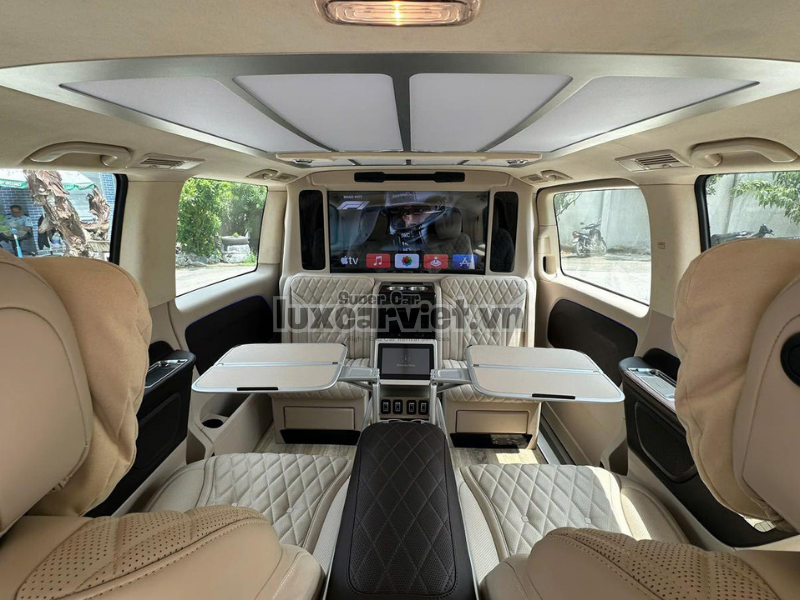 Thuê Xe Mercedes-Benz V-Class Limousine 7 Chỗ (Maybach) Tại TP.HCM