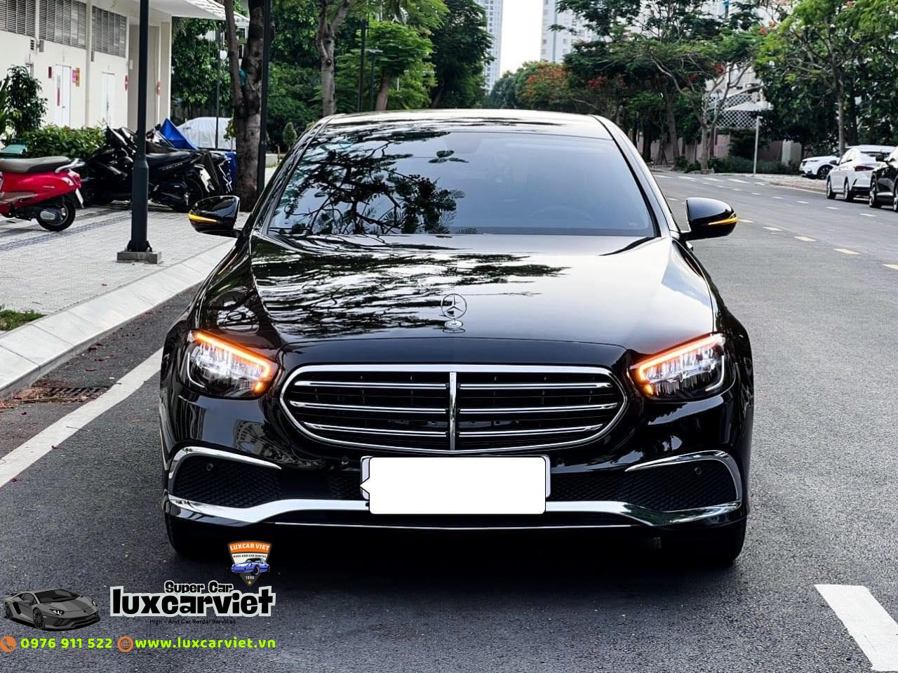 Thuê Xe Tự Lái Mercedes-Benz E200 4 Chỗ Tại TP Hồ Chí Minh