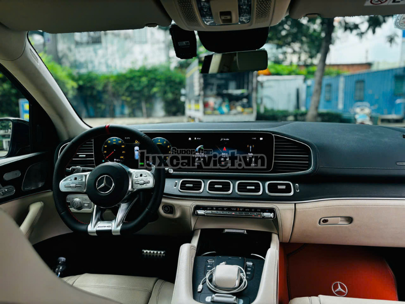 Thuê Xe Mercedes Maybach GLS450 7 Chỗ Tại TP.HCM