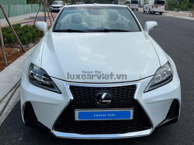 Thuê Xe Hoa Lexus Convertible Mui Trần 4 Chỗ Có Tài Xế Tại TP.HCM