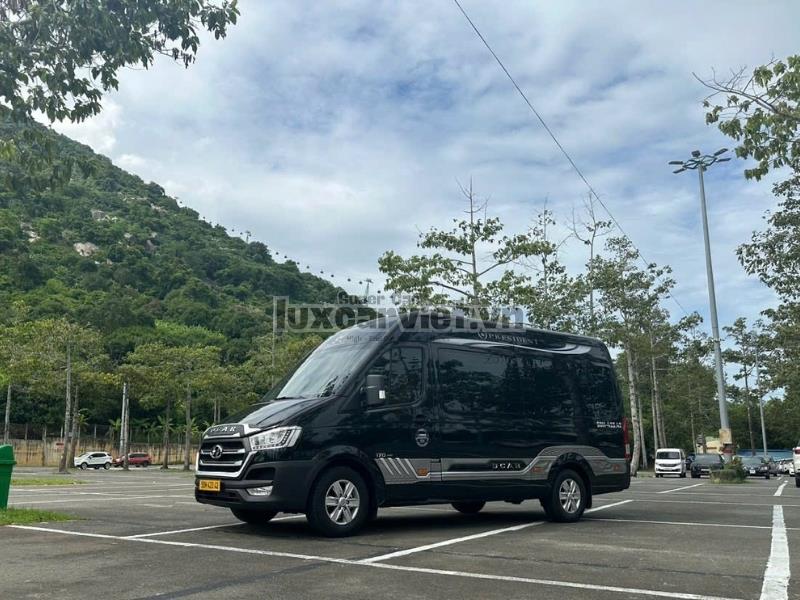 Cho Thuê Xe Solati Limousine Dcar Vip 9 Chỗ Tại Hồ Chí Minh - Sang Trọng, Tiện Nghi, Giá Tốt