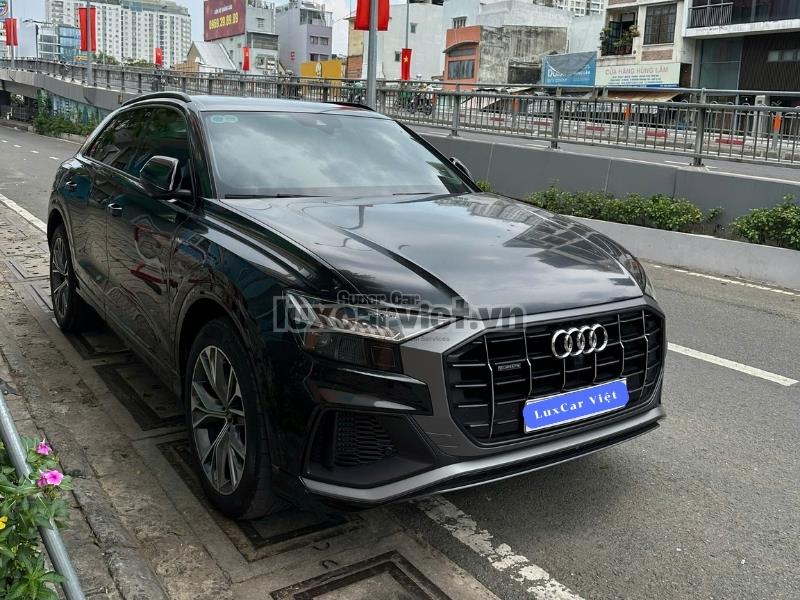 Thuê Xe Audi Q8 5 Chỗ Có Tài Hoặc Tự Lái Tại TP.HCM