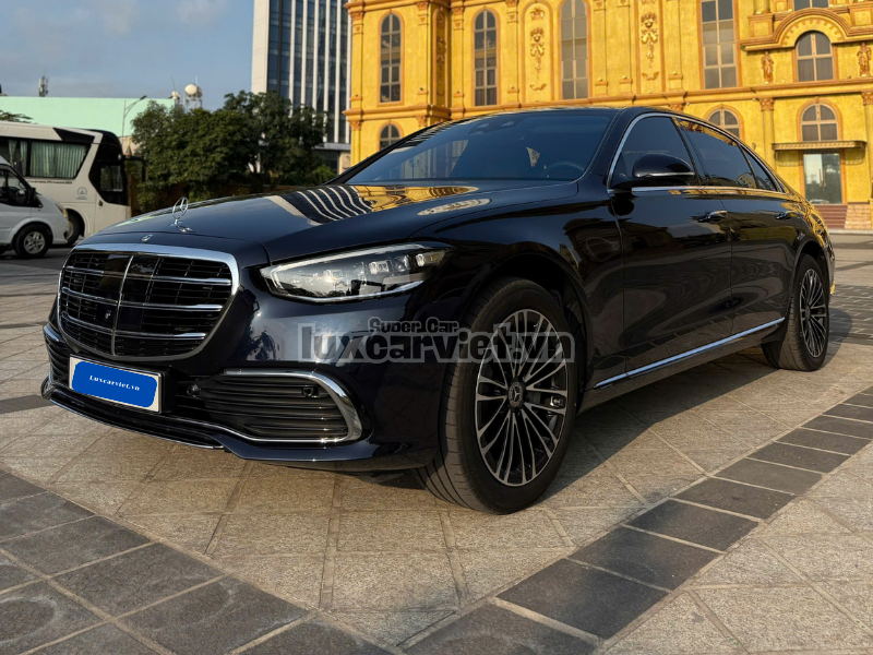 Thuê Xe Mercedes S450 (2026) Màu Đen Tại TP Hồ Chí Minh