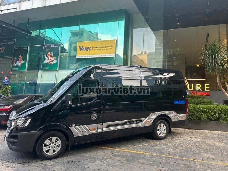 Cho Thuê Xe Solati Limousine Dcar Vip 9 Chỗ Tại Hồ Chí Minh - Sang Trọng, Tiện Nghi, Giá Tốt