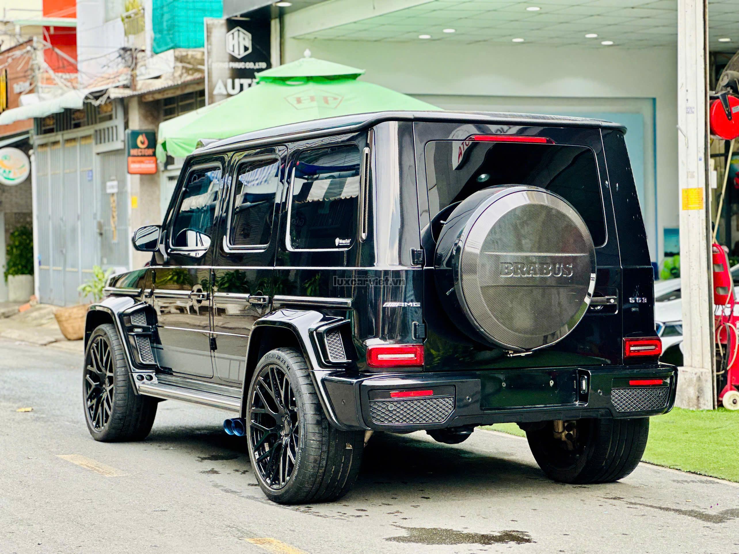 Cho Thuê Xe Mercedes G63 Brabus 5 Chỗ Màu Đen Tại TP.Hồ Chí Minh