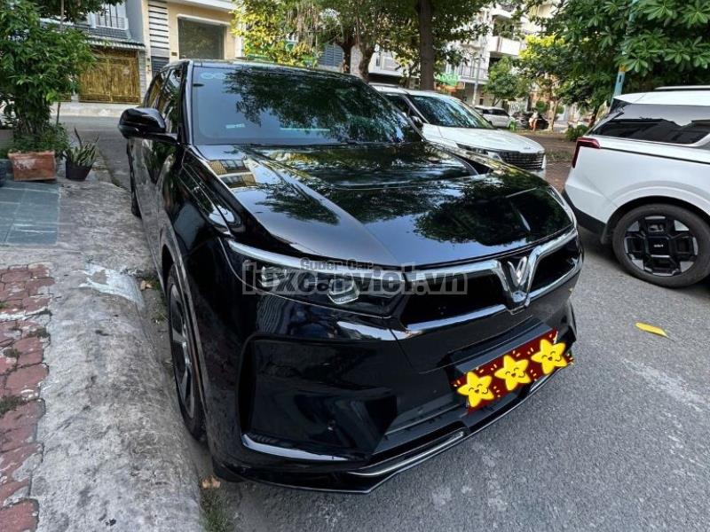 Thuê Xe VinFast VF9 7 Chỗ Có Tài Hoặc Tự Lái Tại TP.HCM