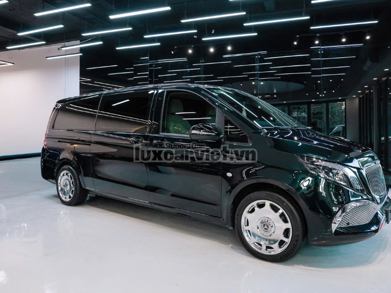 Thuê Xe Mercedes-Benz V-Class Limousine 7 Chỗ (Maybach) Tại TP.HCM