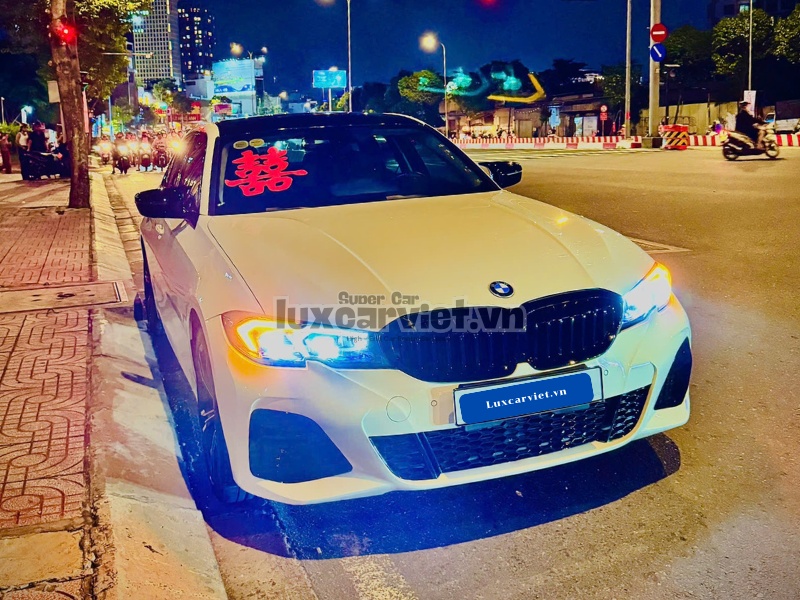 Cho Thuê Xe BMW 320i Tại TP.HCM | Tự Lái & Có Tài Xế
