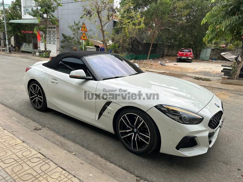 Thuê Xe BMW Z4 Mui Trần 2 Chỗ Tự Lái Tại TP.HCM