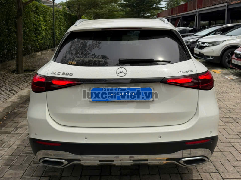 Dịch Vụ Thuê Xe Mercedes-Benz GLC200 5 Chỗ Tại TP.HCM
