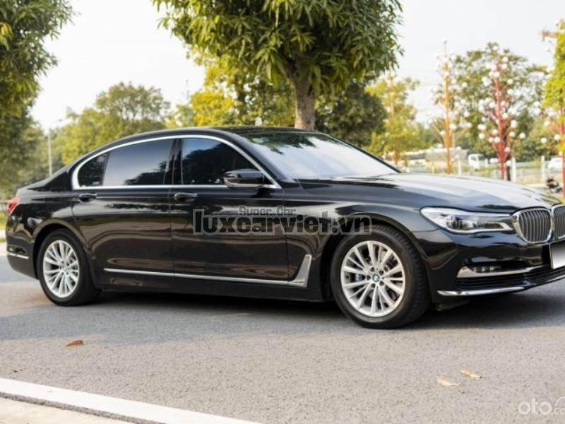 Thuê Xe BMW 730Li 4 Chỗ Có Tài Hoặc Tự Lái Tại Hồ Chí Minh