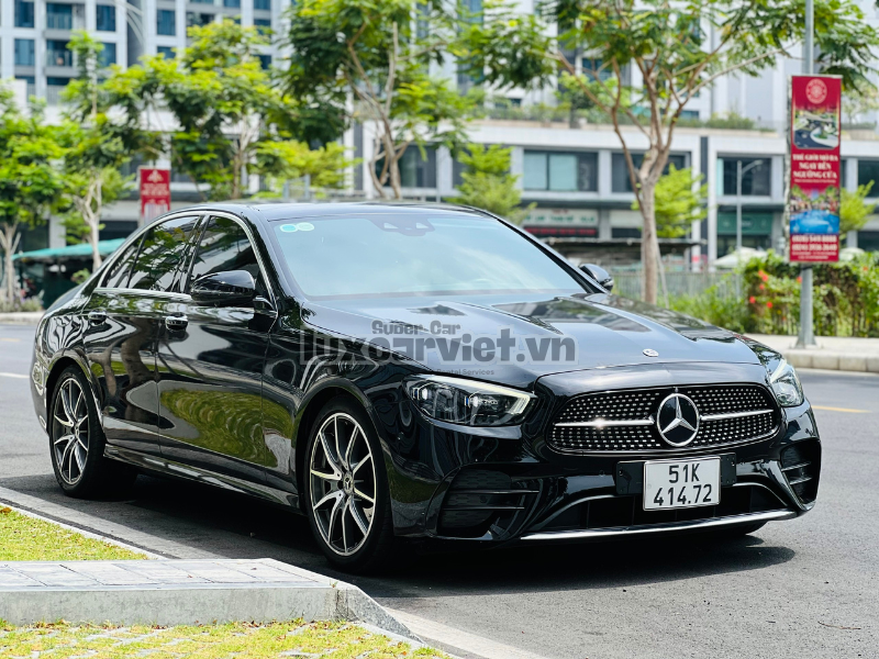 Cho Thuê Xe Mercedes E300 AMG VIP Tại TP.HCM