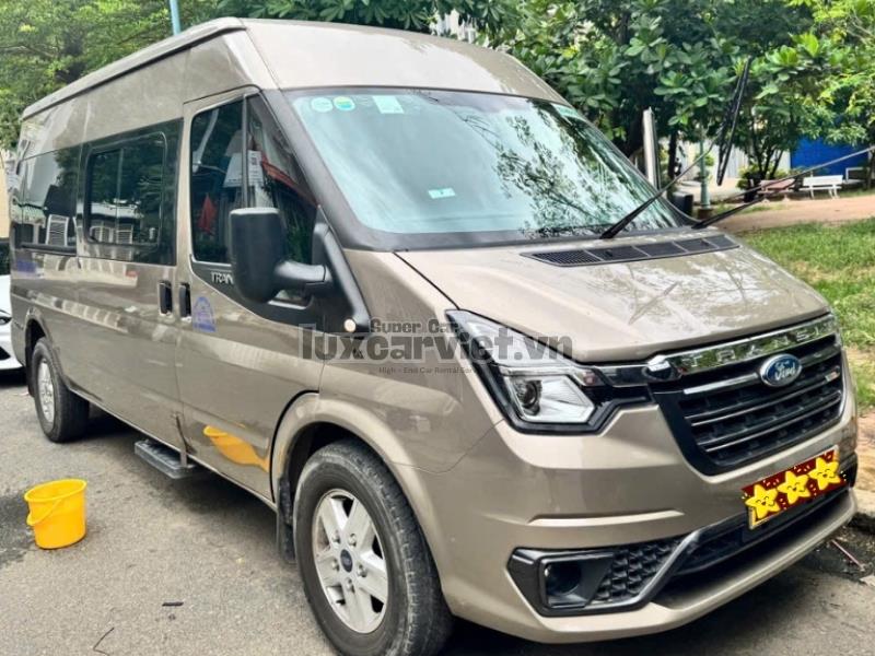 Thuê Xe Ford Transit 16 Chỗ Có Tài Hoặc Tự Lái Tại TP.HCM