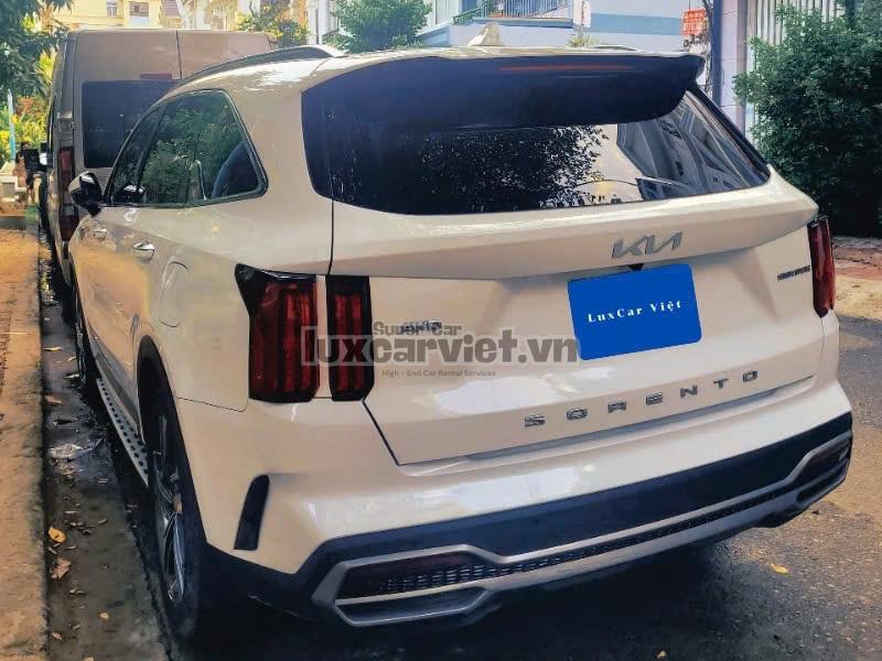 Thuê Xe Kia Sorento 7 Chỗ Có Tài Hoặc Tự Lái Tại TP.HCM