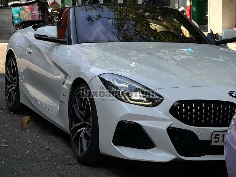 Thuê Xe BMW Z4 Mui Trần 2 Chỗ Tự Lái Tại TP.HCM