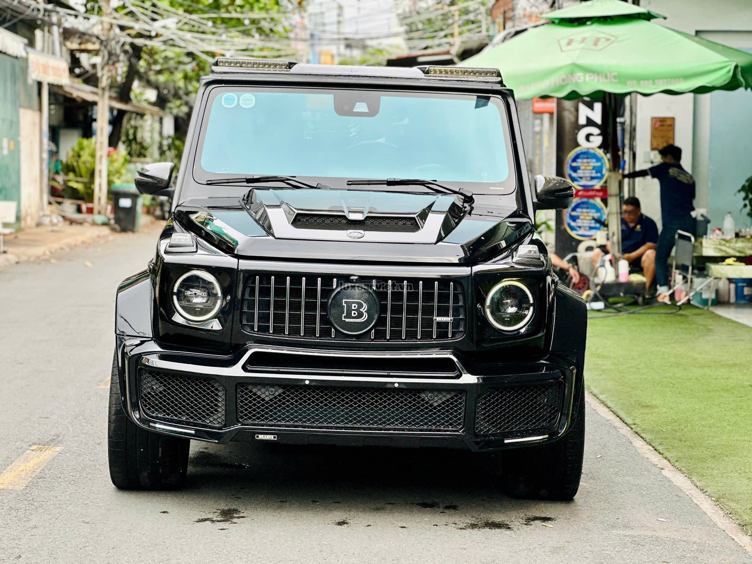 Cho Thuê Xe Mercedes G63 Brabus 5 Chỗ Màu Đen Tại TP.Hồ Chí Minh