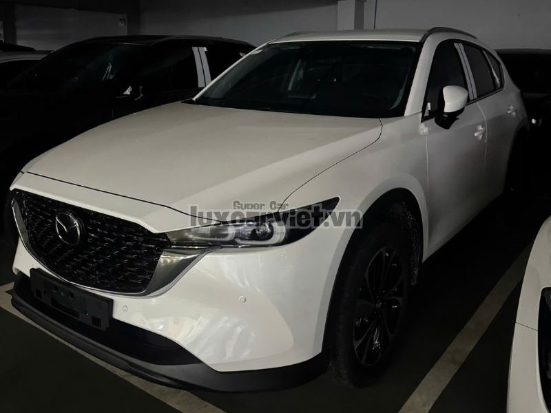 Thuê Xe Tự Lái Mazda CX-5 5 Chỗ Màu Trắng Tại Quy Nhơn